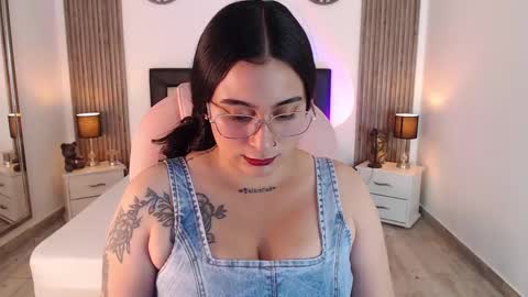 marian online show from February 1, 8:05 pm