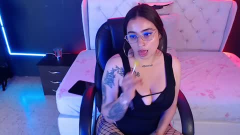 marian online show from February 12, 11:09 pm