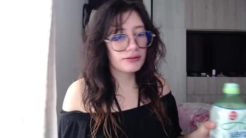 Mariana online show from October 1, 6:58 pm