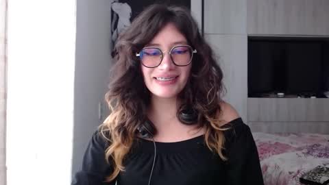 Mariana online show from October 15, 5:46 pm