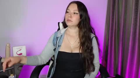 Snapshot of mariana__666 chatting on October 4, 1:36 am mariana__666 online show from October 4, 1:36 am