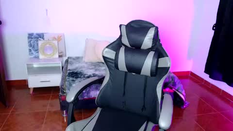 Snapshot of mariana__666 chatting on November 1, 4:36 am mariana__666 online show from November 1, 4:36 am