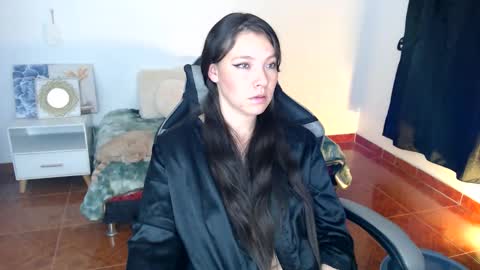 Snapshot of mariana__666 chatting on November 3, 9:21 am mariana__666 online show from November 3, 9:21 am