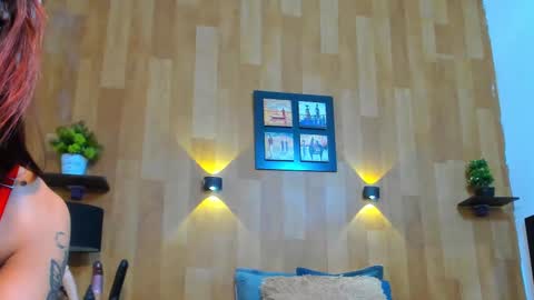 Mariana Angel online show from February 11, 7:59 pm