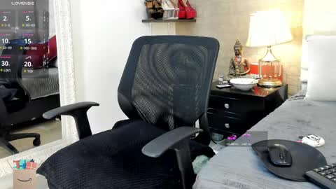 Mar y online show from April 24, 2:41 pm