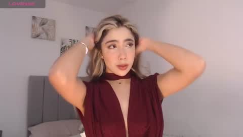 Mariana online show from June 24, 8:08 pm