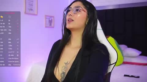 Mariana  online show from September 8, 6:51 pm