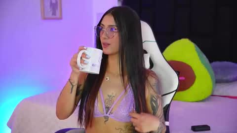 Mariana  online show from March 11, 7:31 pm