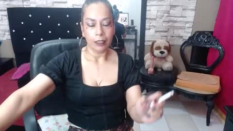 Snapshot of mariana_night chatting on November 9, 5:28 am mariana_night online show from November 9, 5:28 am