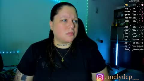 Snapshot of mariana_spellman chatting on June 22, 5:59 am Emely online show from June 22, 5:59 am