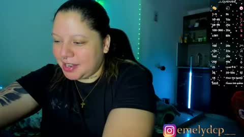 Snapshot of mariana_spellman chatting on June 23, 3:48 am Emely online show from June 23, 3:48 am
