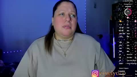 Snapshot of mariana_spellman chatting on July 18, 4:49 am Emely online show from July 18, 4:49 am
