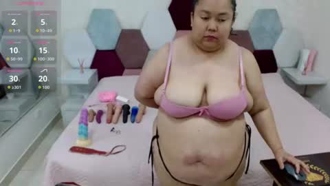 Snapshot of marianabbw_ chatting on June 16, 3:25 pm mariana online show from June 16, 3:25 pm