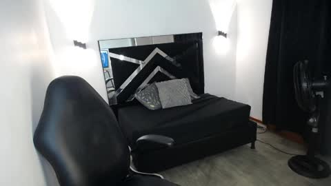 Mariana online show from March 31, 5:19 am