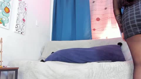 Mariana Vargas online show from December 4, 4:38 pm