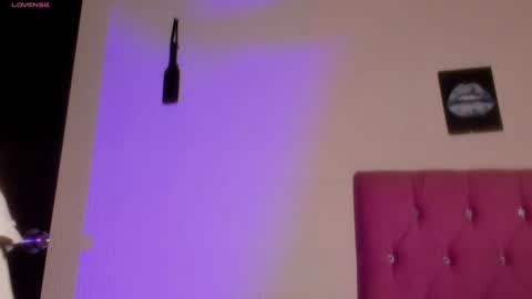 Snapshot of marianawlls chatting on January 3, 7:29 pm mariana williams online show from January 3, 7:29 pm