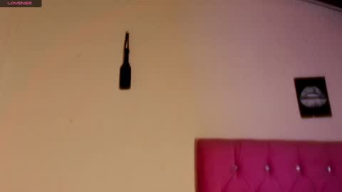 Snapshot of marianawlls chatting on January 7, 1:59 am mariana williams online show from January 7, 1:59 am