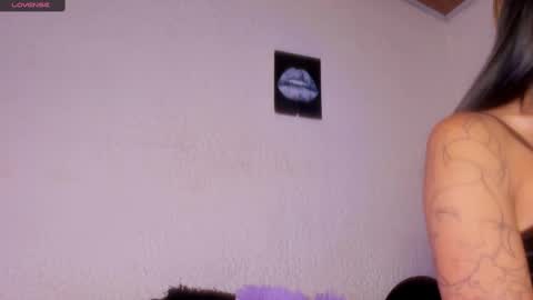 Snapshot of marianawlls chatting on March 5, 12:59 am mariana williams online show from March 5, 12:59 am