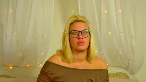 Maria online show from February 8, 6:11 pm