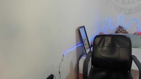 Mariangel online show from December 22, 7:42 pm