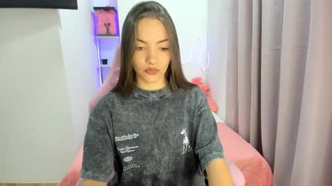 Mariangel online show from December 2, 10:27 pm