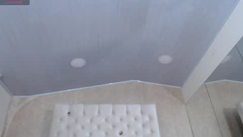 la crespa x online show from April 21, 12:22 pm