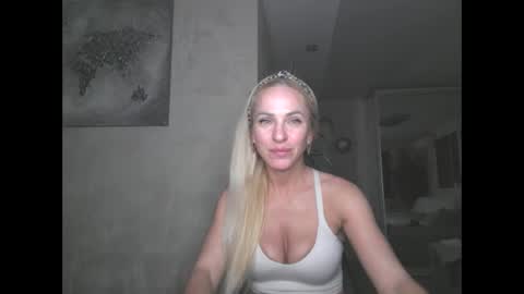 marianna1977 online show from May 12, 6:27 pm