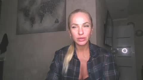 marianna1977 online show from June 18, 7:18 pm