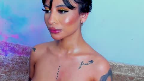 Snapshot of marianne__ chatting on February 1, 7:15 am M A R I A N E online show from February 1, 7:15 am