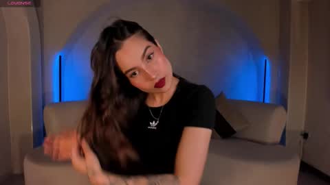 Marianne  online show from November 26, 1:50 am