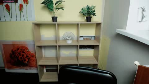 Snapshot of mariatess_ chatting on January 8, 11:10 am Mariia online show from January 8, 11:10 am