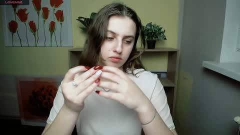 Snapshot of mariatess_ chatting on January 22, 1:11 pm Mariia online show from January 22, 1:11 pm