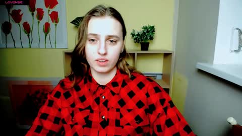 Snapshot of mariatess_ chatting on February 25, 3:05 pm Mariia online show from February 25, 3:05 pm