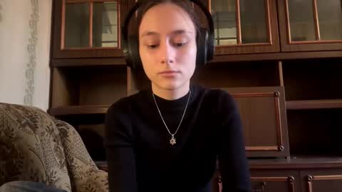 Lois online show from March 12, 3:07 pm