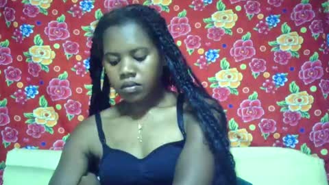 Snapshot of marie599194 chatting on July 6, 3:03 pm marie599194 online show from July 6, 3:03 pm