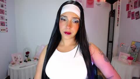 Nicolle online show from June 30, 1:28 am
