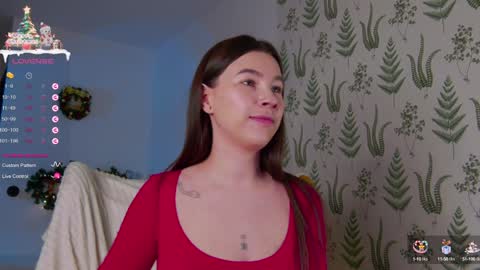 Snapshot of marie_diaze chatting on January 1, 5:11 am Marie LEAVE YOUR WITH ME online show from January 1, 5:11 am