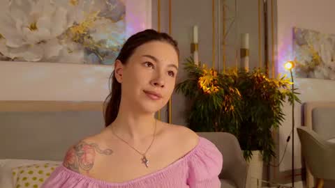 Snapshot of marie_diaze chatting on July 9, 6:23 pm Marie LEAVE YOUR WITH ME online show from July 9, 6:23 pm