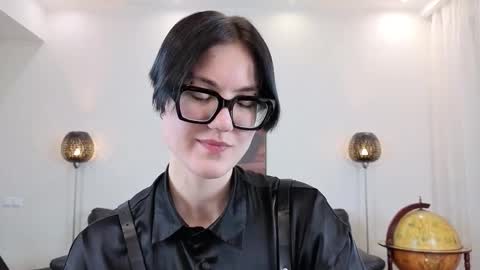 Marie Fitch online show from March 10, 12:26 am