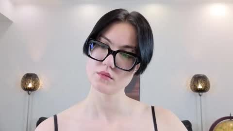 Marie Fitch online show from March 19, 2:04 am