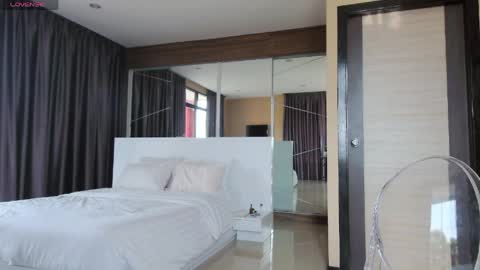 Marie online show from April 14, 2:28 am