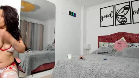 Snapshot of marie_mature chatting on March 12, 12:15 pm marie online show from March 12, 12:15 pm