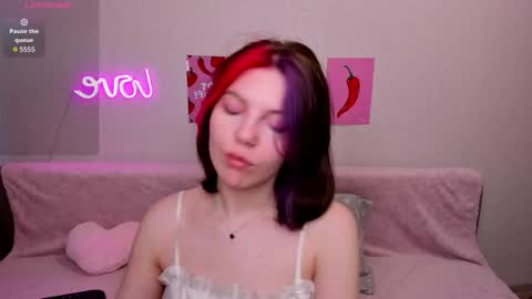 Mary 3 online show from February 26, 2:10 am