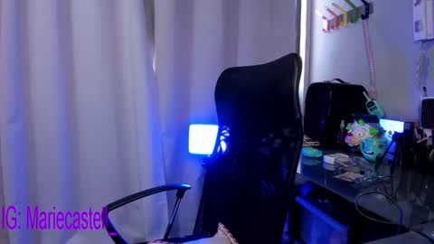 Maria  online show from December 5, 3:17 pm