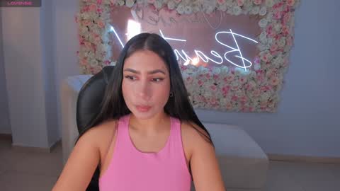 Snapshot of mariejane2 chatting on December 18, 11:02 am Im Marie Jane online show from December 18, 11:02 am