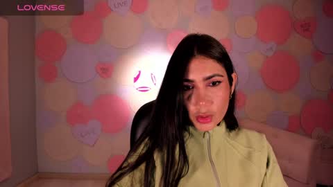 Snapshot of mariejane2 chatting on January 5, 10:43 am Im Marie Jane online show from January 5, 10:43 am