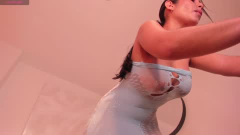 Snapshot of mariejane2 chatting on January 10, 2:23 pm Im Marie Jane online show from January 10, 2:23 pm