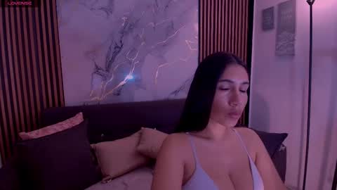 Snapshot of mariejane2 chatting on November 1, 2:19 pm Im Marie Jane online show from November 1, 2:19 pm