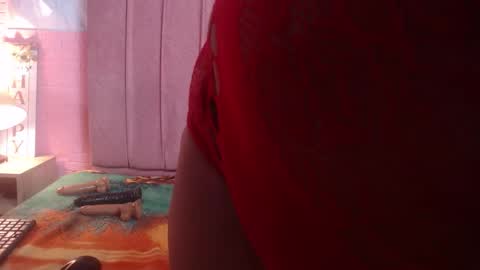 Snapshot of marielahorny303av chatting on November 22, 1:54 pm marielahorny303av online show from November 22, 1:54 pm