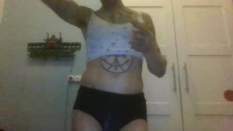 mariellesissy online show from November 1, 7:32 am